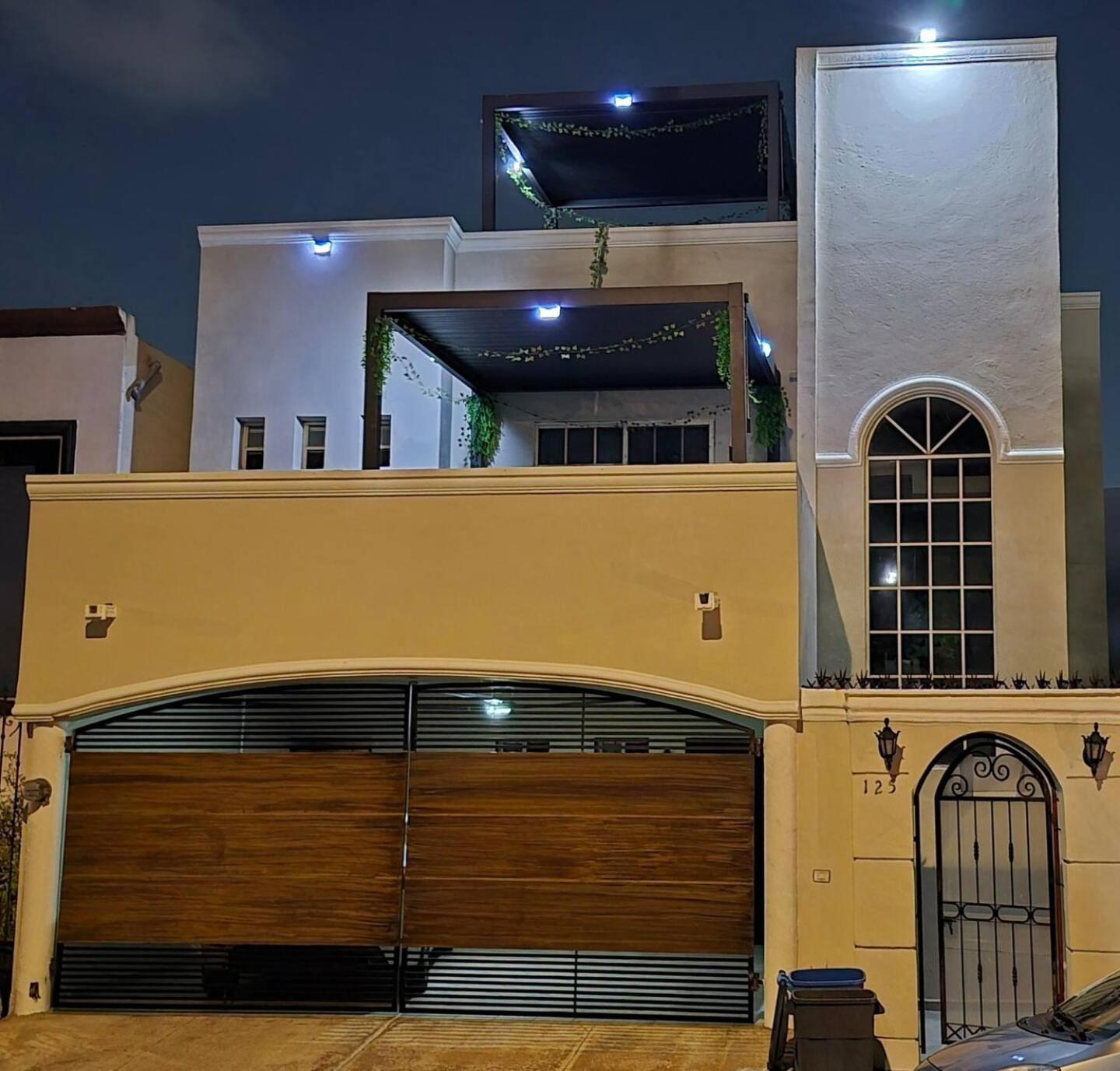 La Casa Rosa Monterrey Villa Luaran gambar