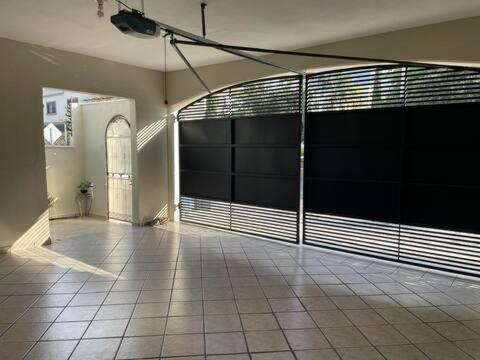 La Casa Rosa Monterrey Villa Luaran gambar